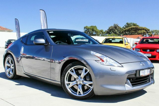 2011 NISSAN 370Z Manual